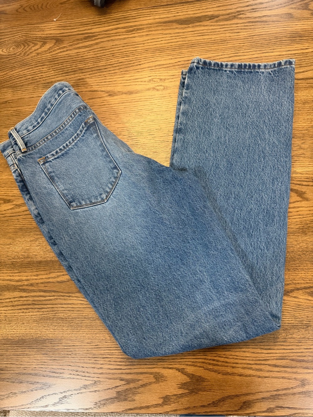 Frame the jeans redesign straight leg light/medium wash jeans size 27x33